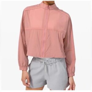 Women’s Windbreaker Pullover